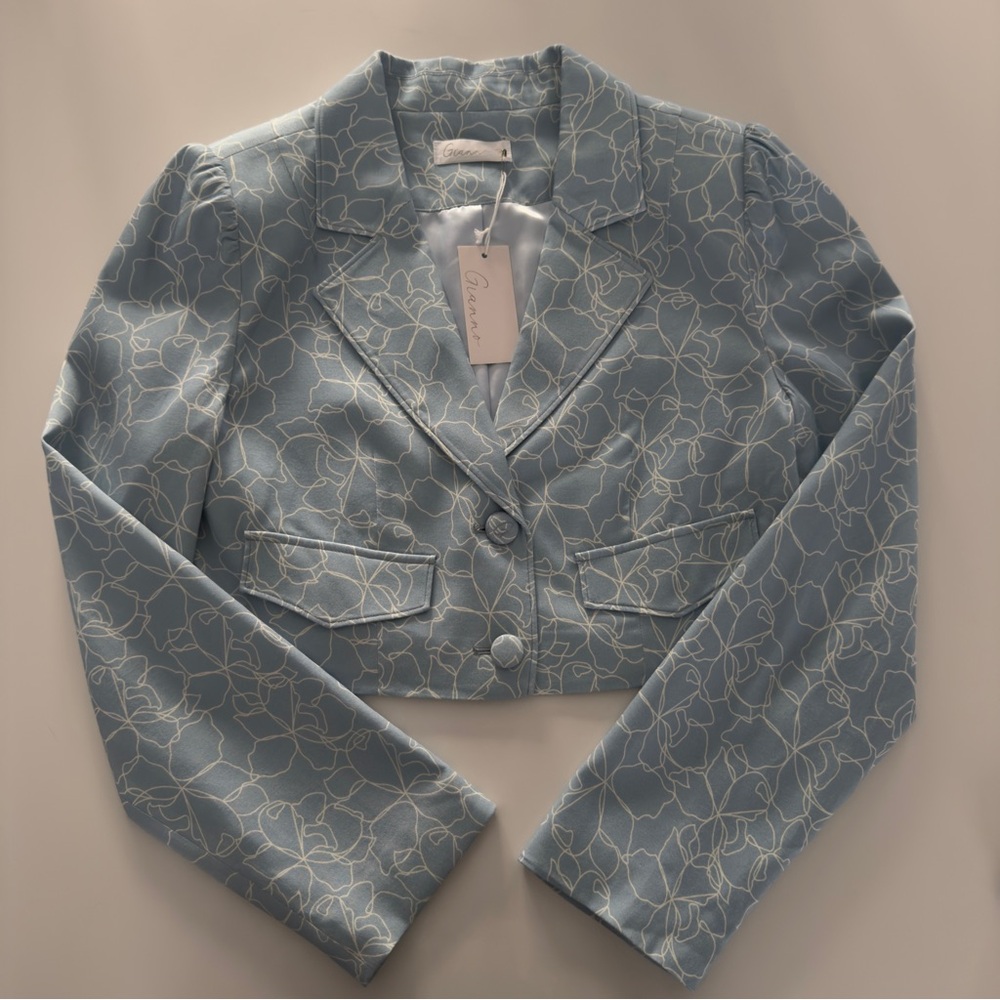 Cropped Blazer By Gianno NWT